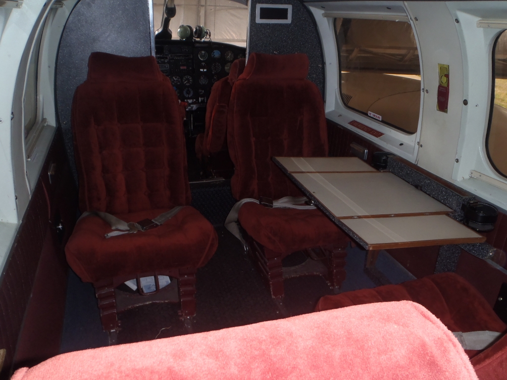 aereo d'affari Piper PA31 Navajo